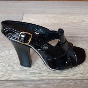 Marc Jacobs black patent leather 37.5